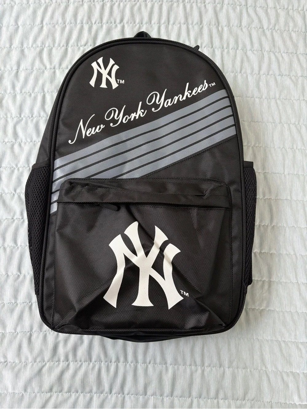 New York Yankees Black Logo Backpack  - Team Graphic
